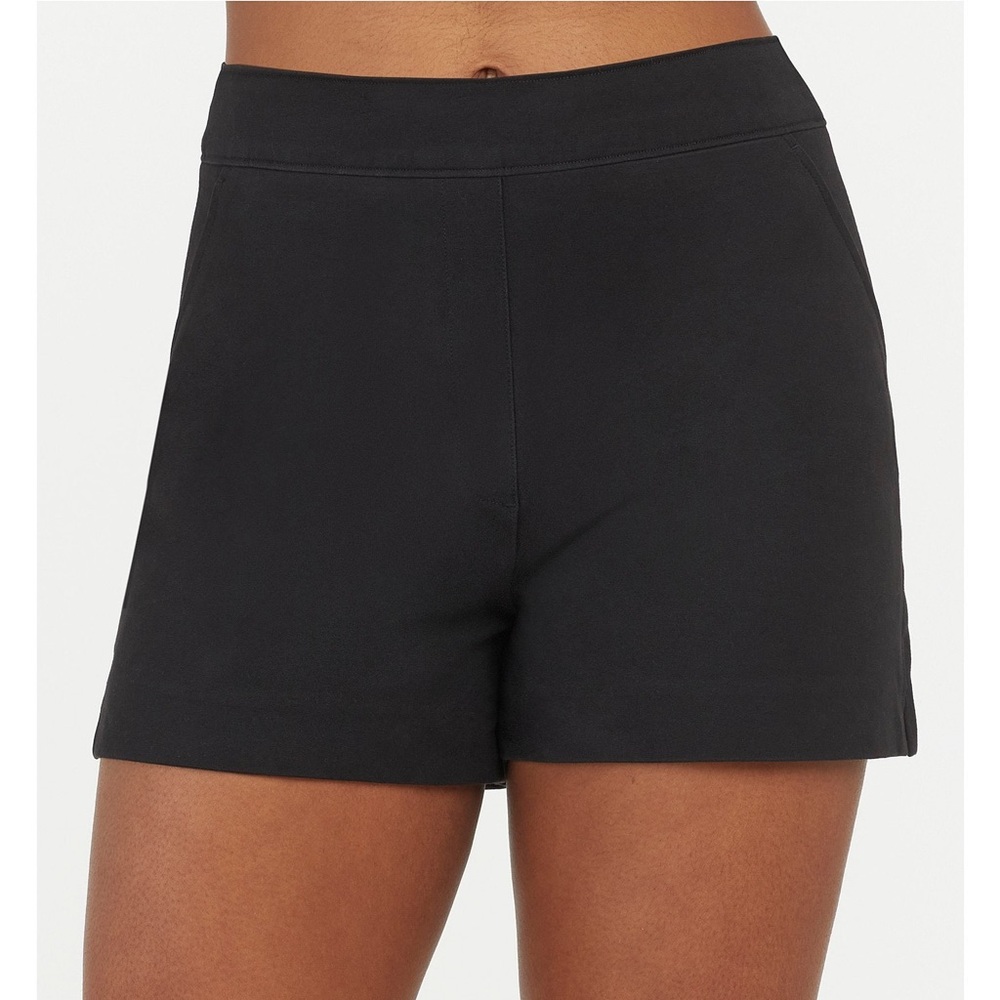 NWT - Spanx Polished 4” Shorts in Class Navy